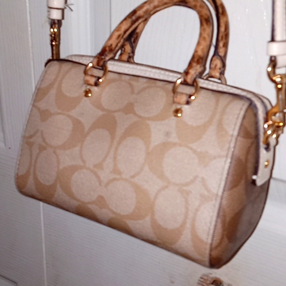 Limited edition Coach purse - Picture 6 of 12
